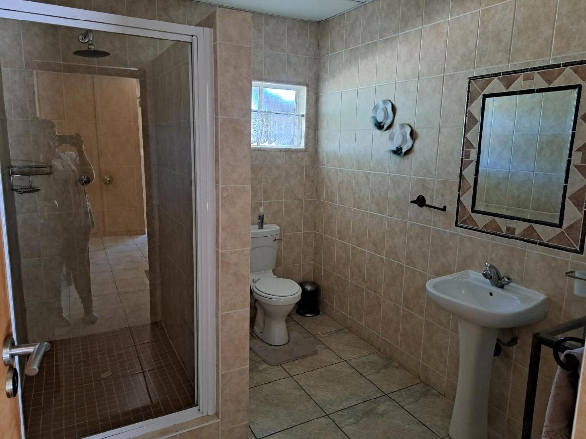 Villa Lin-Zane Vryburg Eksteriør bilde